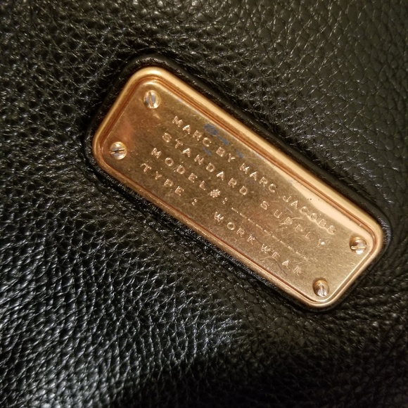 Authentic Marc by Marc Jacobs Q Fran Satchel. - Picture 2 of 7